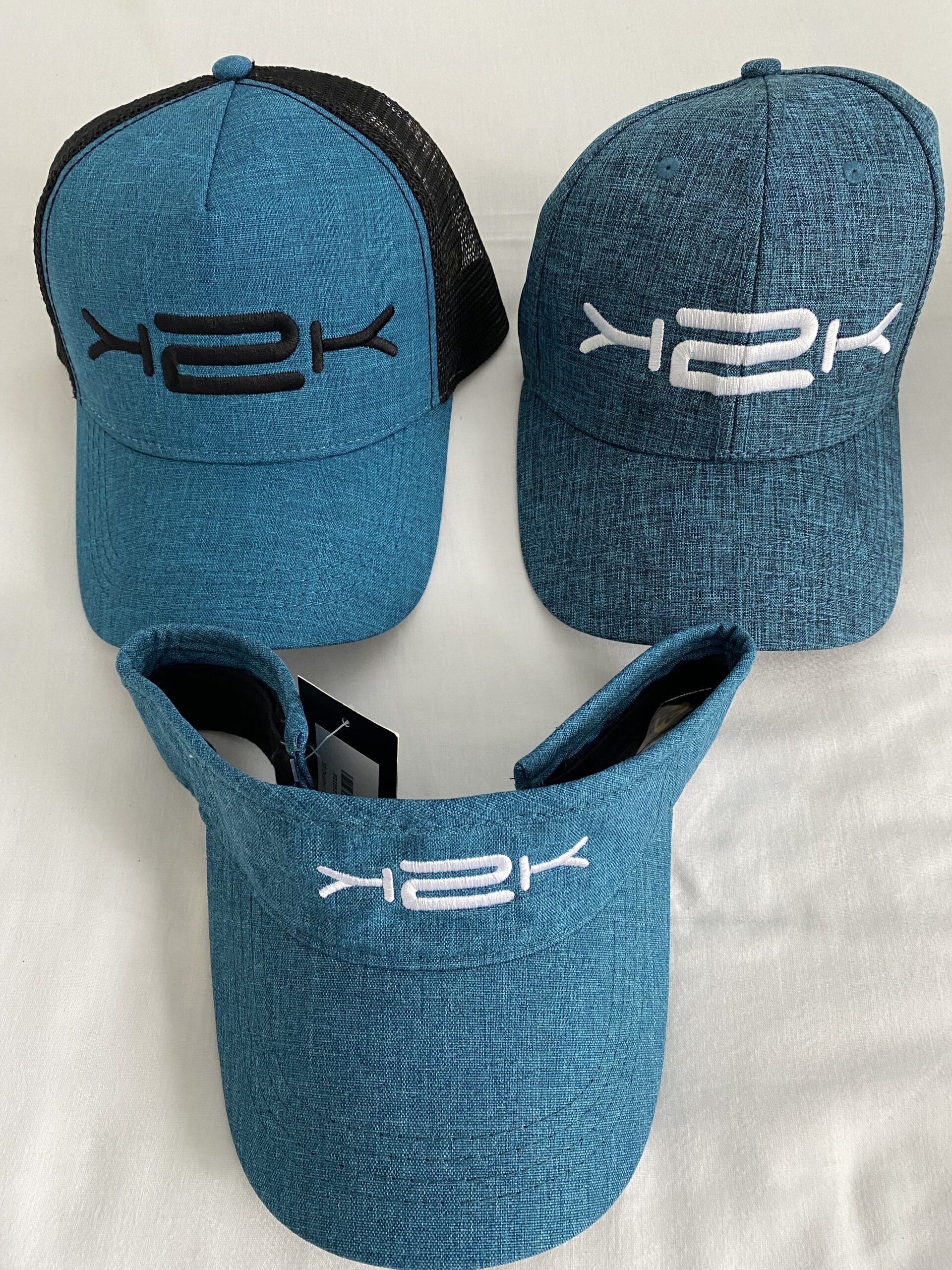 Caps