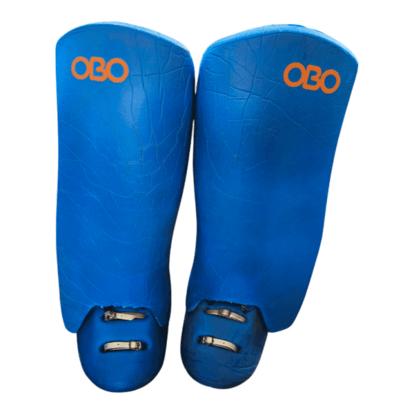 OBO Yahoo Legguards Large and ROBO Hi Rebound Kickers Medium blue field hockey goalkeeper set Used Good condition
