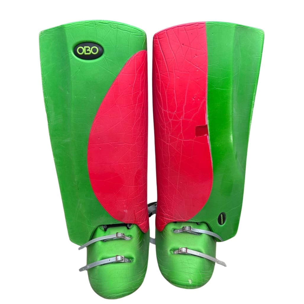 OBO ROBO Hi-Rebound Large Hockey Goalkeeper Kickers in green and pink